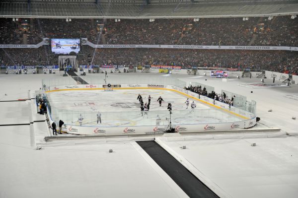Ein spannendes Spiel für die Eishockey-Mannschaften und eine spannende Aufgabe für den Catering-Dienstleister Aramark. Foto: Copyright DEL