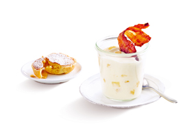 Eines der elf spannenden Desserts des Frischli-Workshops: Birne-Quitte-Mascarpone Creme mit Bohnentörtchen und karamellisiertem Speck. Foto: Frischli