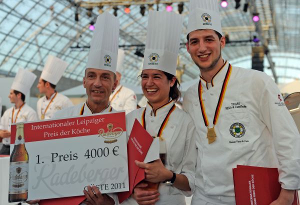 Bereits 2011 freute sich ein Siegerteam über den mit 4.000 Euro dotierten ersten Preis des ILPK. Foto: Leipziger Messe/Tom Schulze
